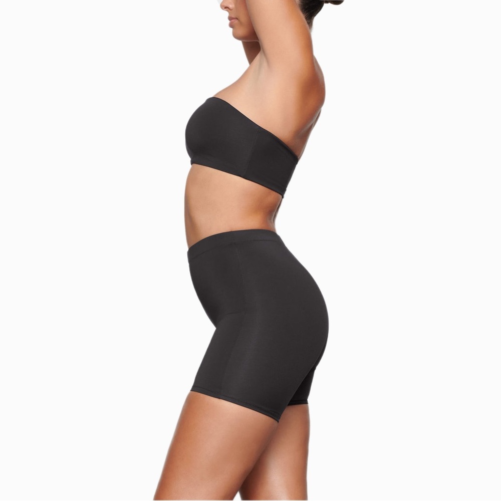 (Sold) Skims Fits Everybody Biker Short Black Onyx Loungewear Bike Legging Kim K - Picture 2 of 7